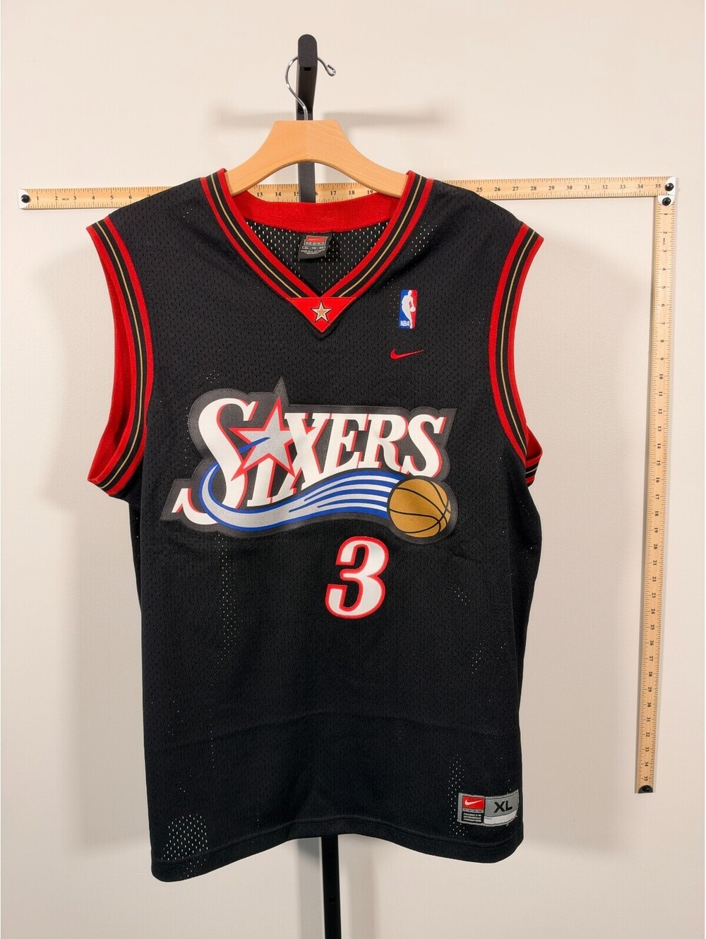 Vintage Allen Iverson #3 Philadelphia 76ers Sixers Nike